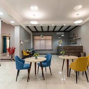Bastau فندق